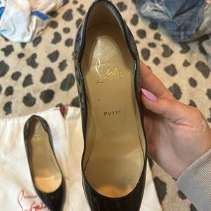 BRAND NEW Hot Chick Louboutin 100mm pumps